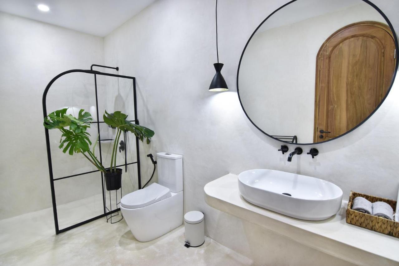 Bohemian Jogja Villas With Private Pool Kejayan Exterior photo