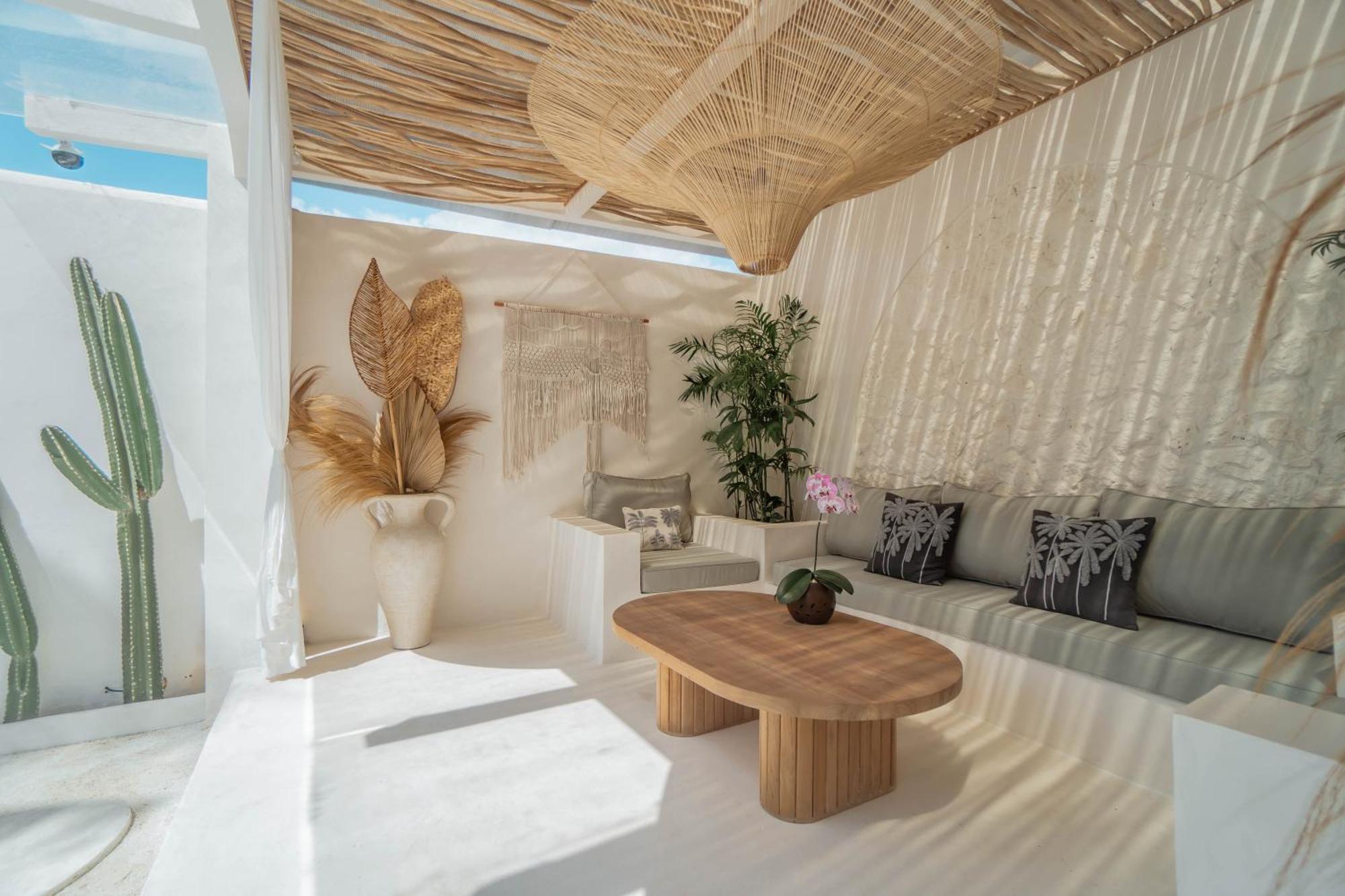 Bohemian Jogja Villas With Private Pool Kejayan Exterior photo